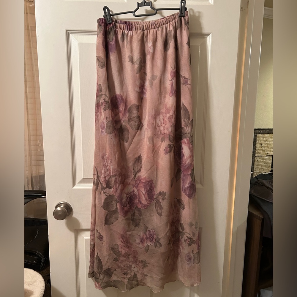 Jessica Howard Floral Purple Maxi Skirt